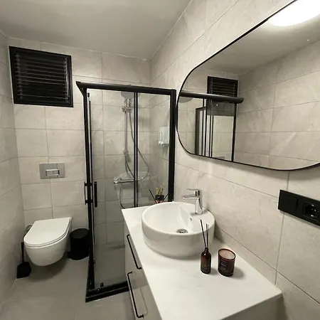 Spacious 2br/w Lift&ac @nisantasi Apartament Stambuł