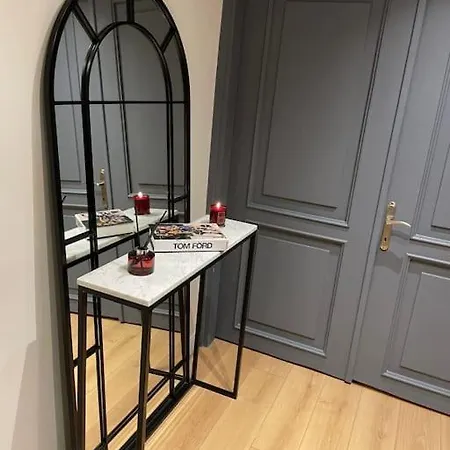 Spacious 2br/w Lift&ac @nisantasi